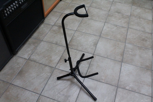 Pied de Guitare GK GS5410 - Image 4