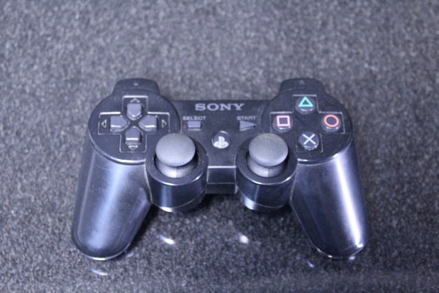 Playstation 3 + manette 80Go sony cechk01 - Image 3