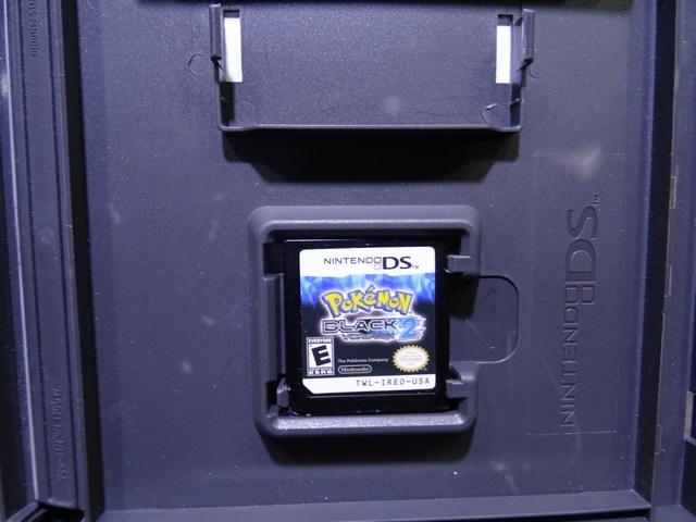 Pokemon Black Version 2 (pochette non original. Jeu seulement) nintendo DS - Image 2