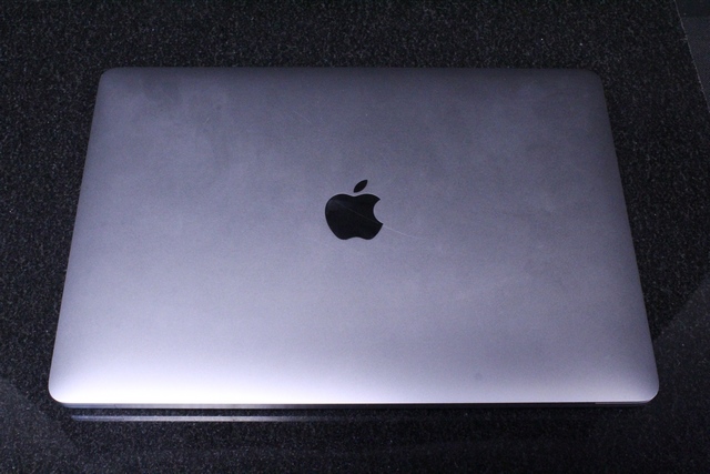 Portable Apple A2289 +acc - Image 4