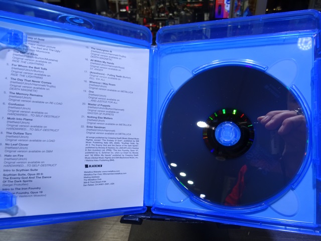S & M2 Metallica and San Francisco Symphony Blackened Recordings bluray - Image 4