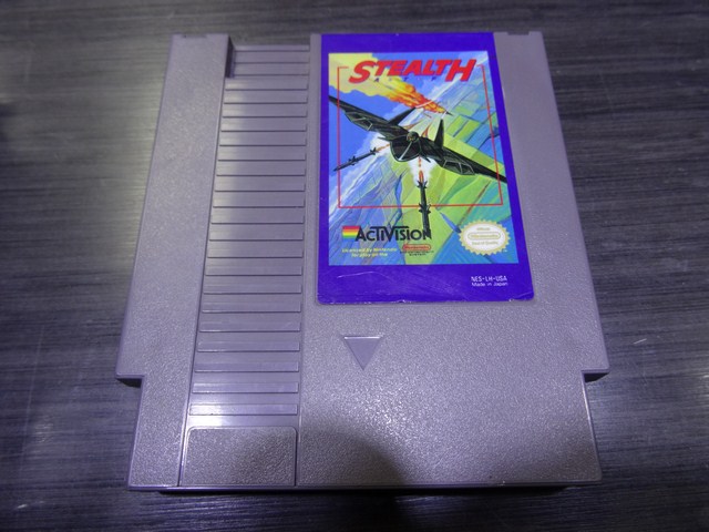 STEALTH A T F NINTENDO NES