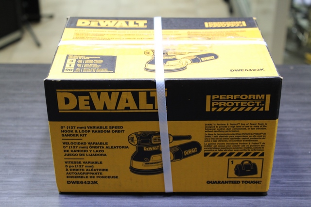 Sableuse fillaire (neuve) dewalt dwe6423k