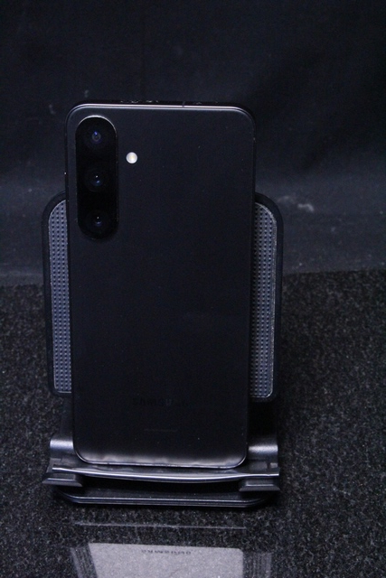 Samsung S24 Plus 256gb sm-s926w - Image 2