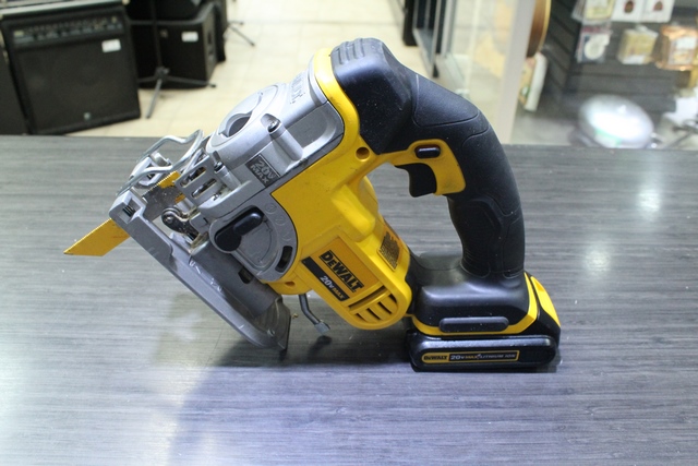 Scie sauteuse + batterie + chargeur dewalt dcs331 dcs331 / dcb201 - Image 2
