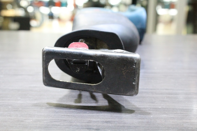 Scie va et vient avec batterie 24 volt (Batterie defectueuse) BOSCH 1645 - Image 3