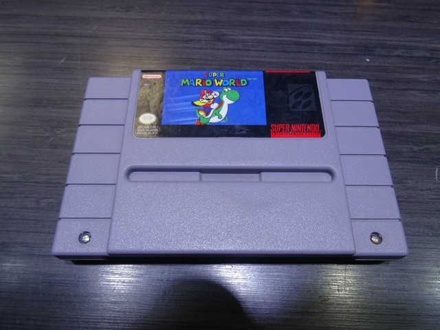 Super Mario World NINTENDO SNES
