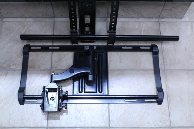 Supports Muraux Pour Téléviseur 37p a 65pouces Sanus vlf210 - Image 2