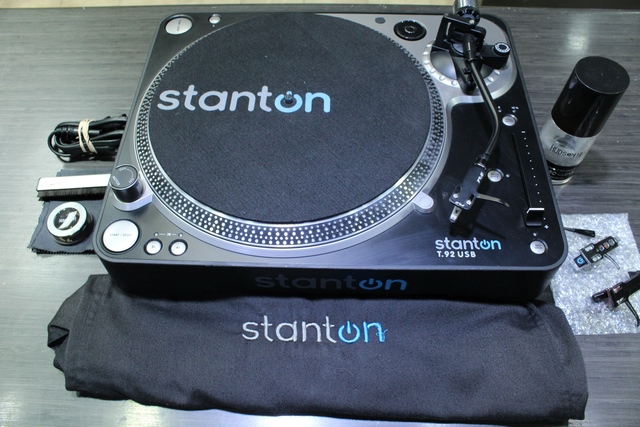Table Tournante direct drive DJ +acc Stanton T92usb - Image 2
