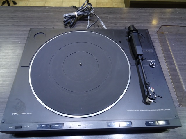 Table tournante Denon DP-23f - Image 2