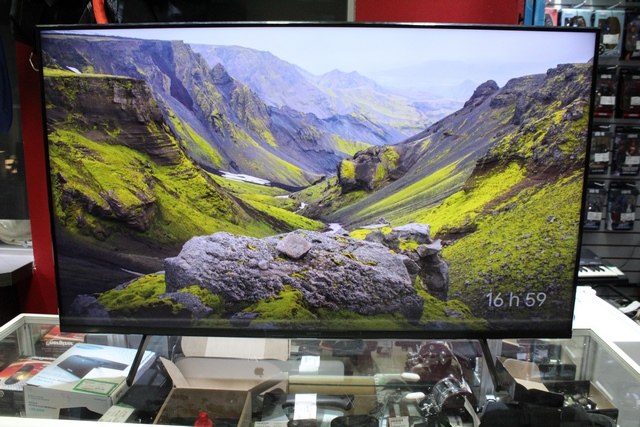 Téléviseur Intelligent 50po 4k (2022) + tc SONY KD-50X85K