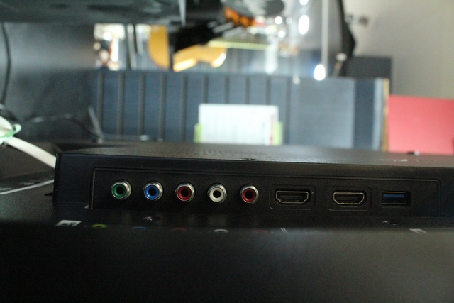 Téléviseur Intelligent Vizio 60 pouces + tc m60-c3 - Image 2