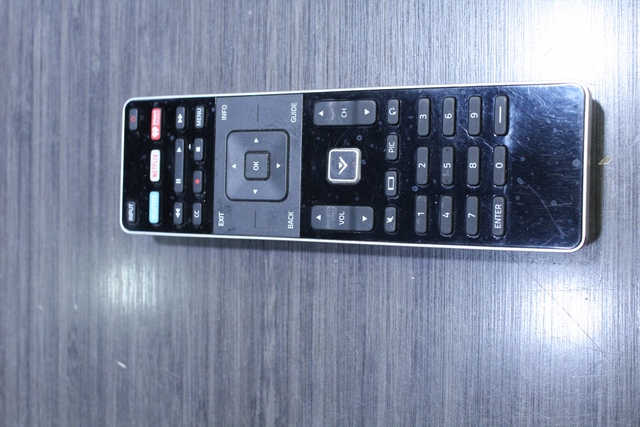Téléviseur Intelligent Vizio 60 pouces + tc m60-c3 - Image 3