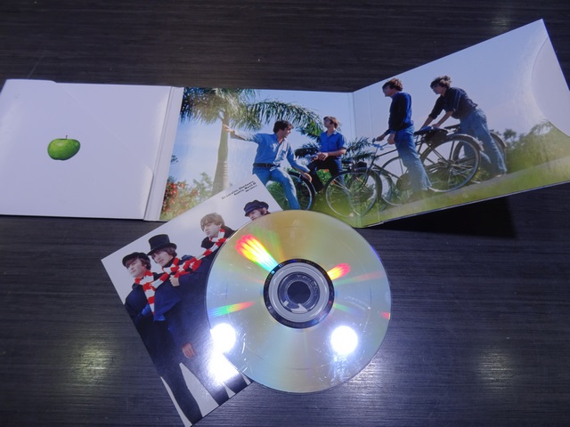 The Beatles Help! Apple cd - Image 2