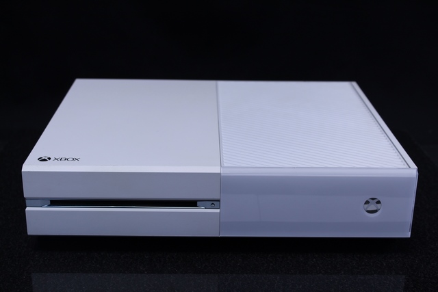 Xbox One Blanc 500go no tc microsoft 1540 - Image 2