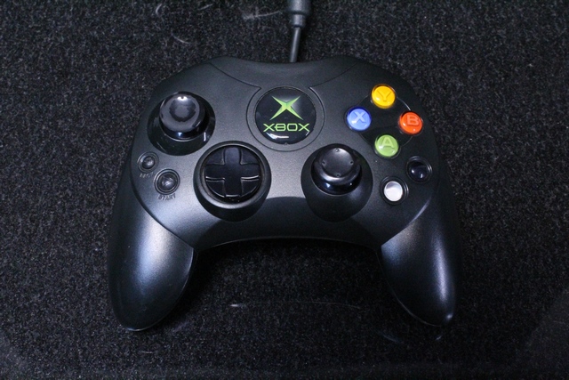 Xbox classique +tc +acc microsoft 2001-12-08 - Image 4