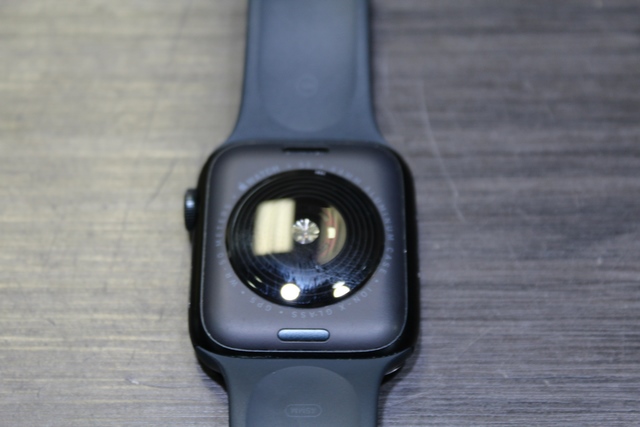 apple watch se 2nd gen gps wr-50 meter se 44mm - Image 3