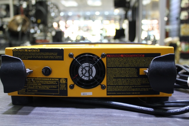 chargeur batterie 12v dewalt dxaecb801bca - Image 3