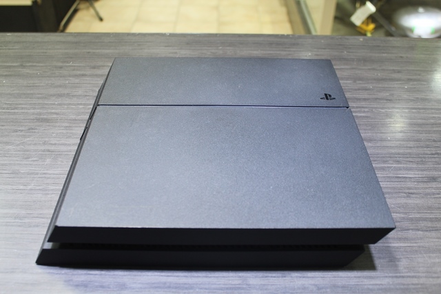 console ps4 500GB sony CUH1215A - Image 2