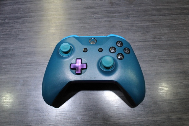 console xbox one 500Go +acc MICROSOFT 1540 - Image 2
