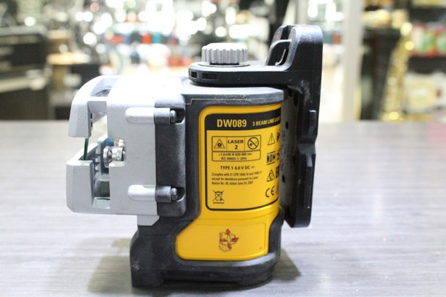 niveau laser (rouge) 3 POSITIONS DEWALT DW089 - Image 4