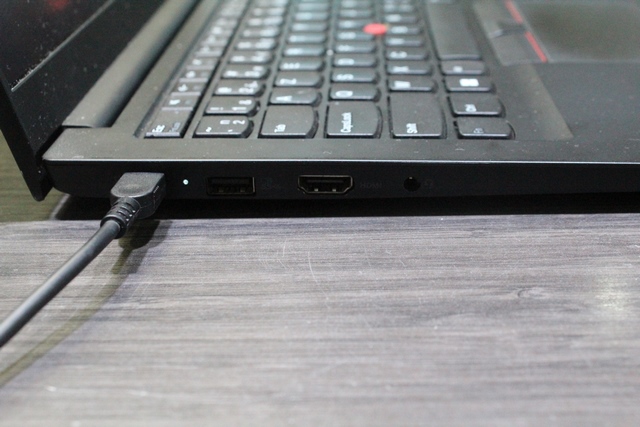 ordinateur portable (clavier azerty) Lenovo Thinkpad e14 - Image 2