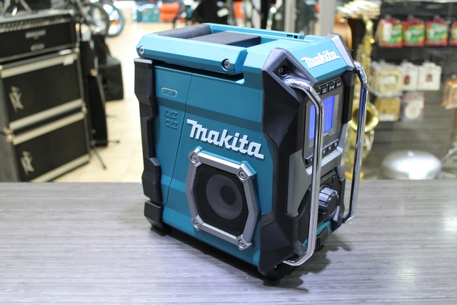 radio de chantier + batterie + ac makita mr001g - Image 2