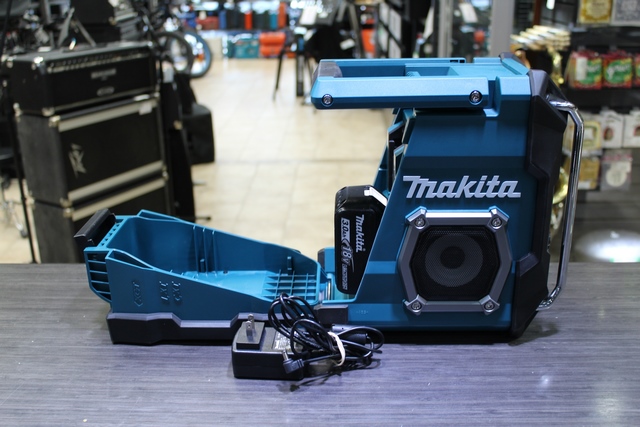 radio de chantier + batterie + ac makita mr001g - Image 4