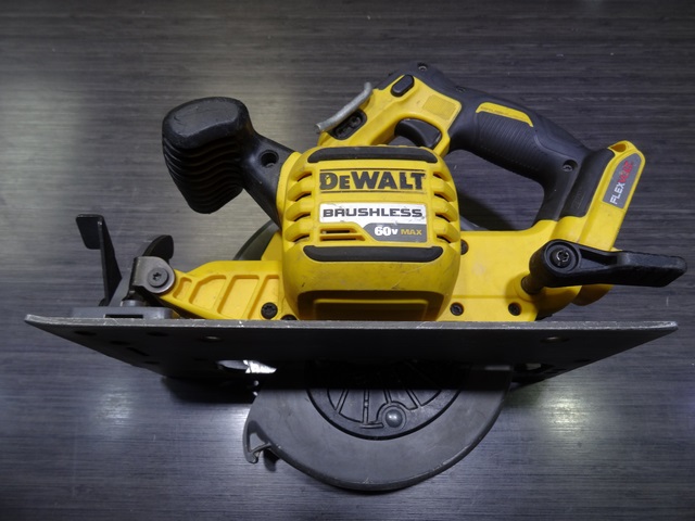 scie circulaire a batterie DEWALT dcs578 - Image 3