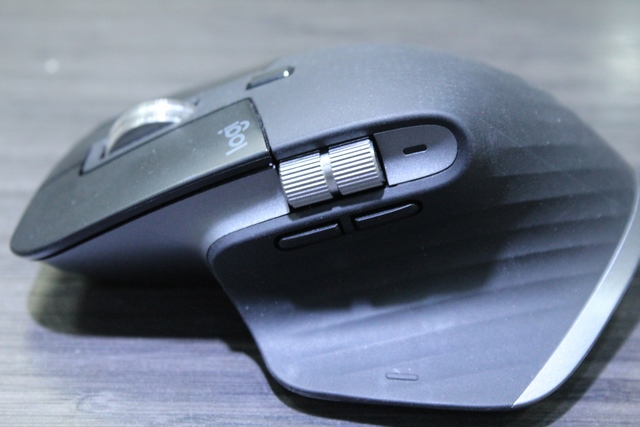 sourie bt ergonomique logitech logi mx master 3s - Image 3