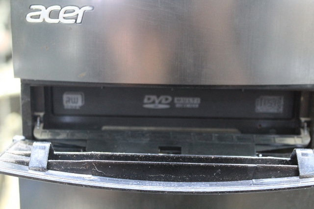 tour ordinateur Acer amd a10-7800 radeon r7 4 coeur 8gb ram 3.50ghz 2to hdd - Image 2