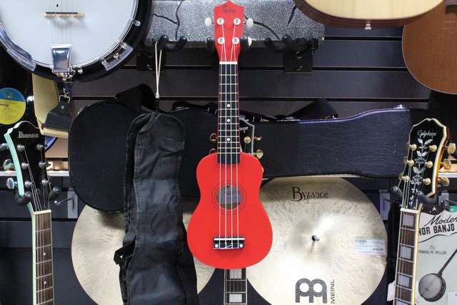 ukulele soprano (rouge) aloha alo uk402 (red)